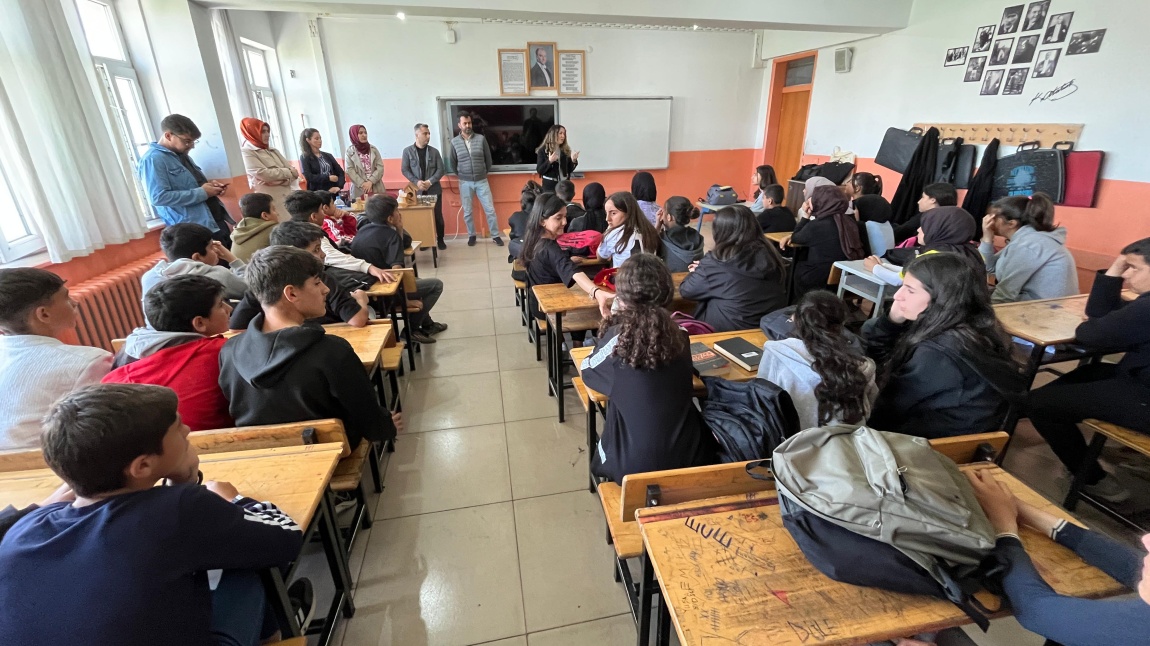 Tanıtım ve Yönlendirme Komisyonu